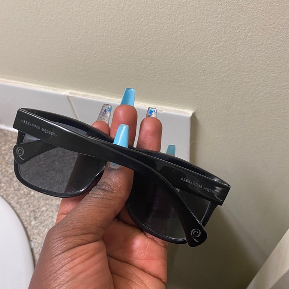 Alexander McQueen prescription Sunglasses/glasses - Picture 8 of 12